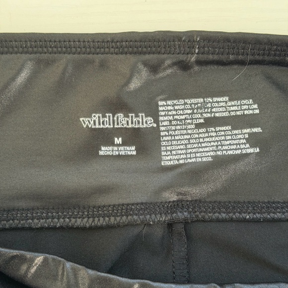 Wild Fable Black Faux Leather Leggings Size M High Rise Stretch Vegan - Picture 8 of 12